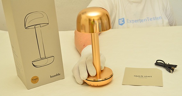 Humble Two kabellose LED-Tischlampe Gold im Test