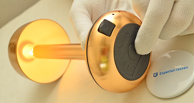 Humble Two kabellose LED-Tischlampe Gold im Test